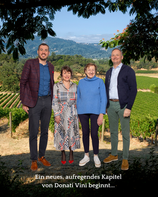 Marilen und Beat Schwald mit Verena und Davide Donati bei der Unternehmensübergabe