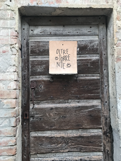 Weinberge von Oltretorrente im Piemonte während unserer zweiten Weinreise mit Land Rover Paul